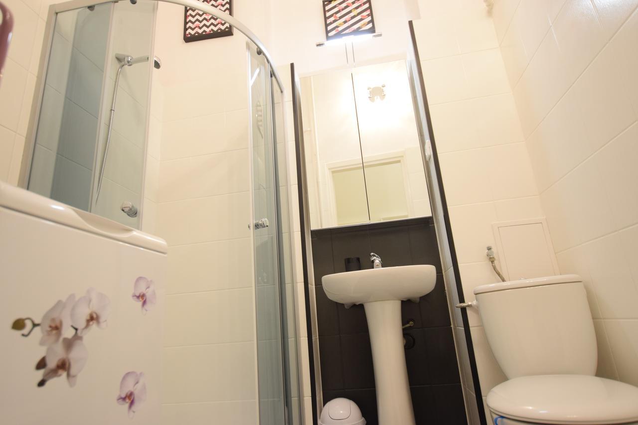Elegant Apartment Copernicus Варшава Экстерьер фото